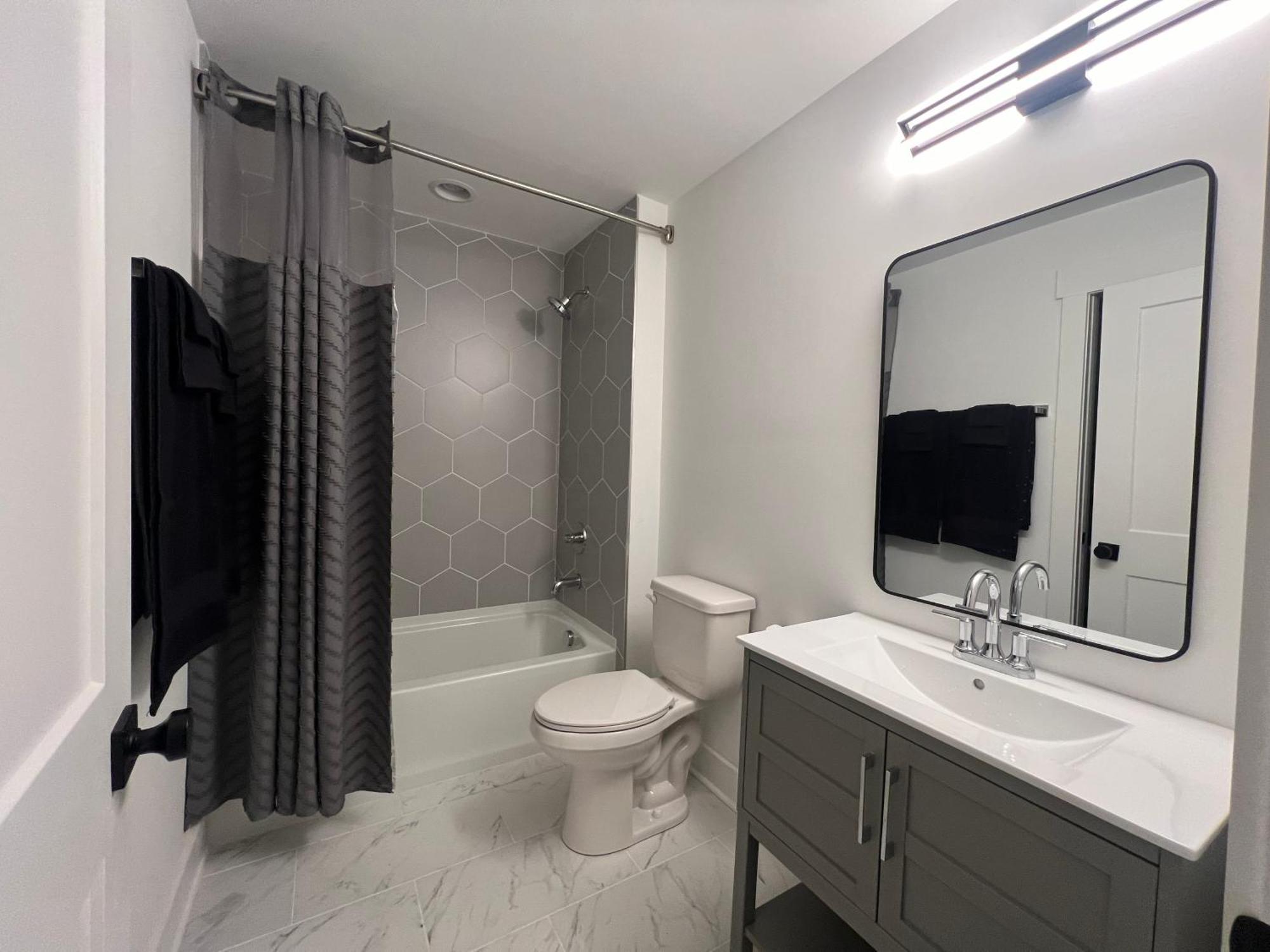 New Elevations Rooftop 5 Min To Downtown Nash Нашвил Екстериор снимка