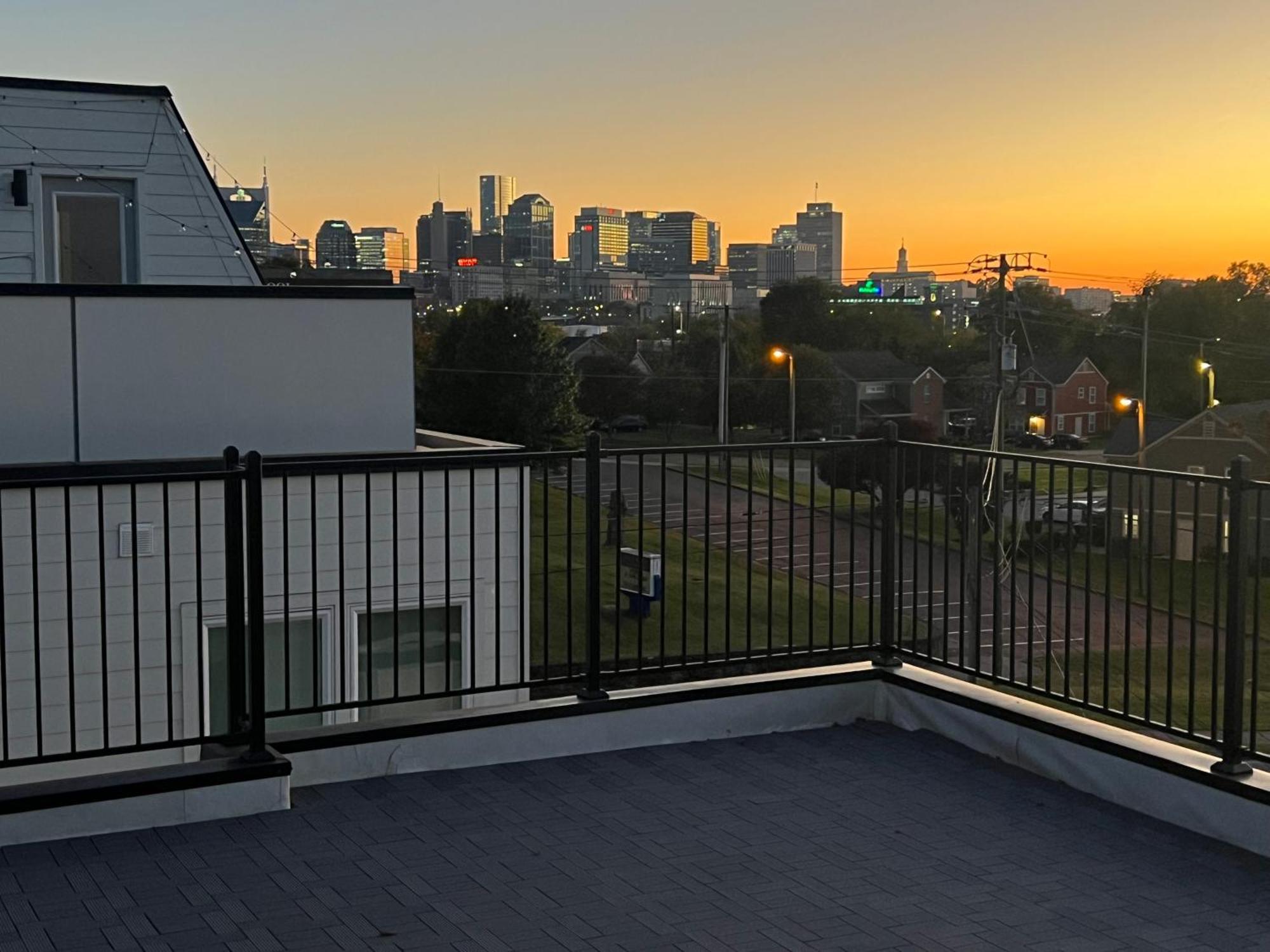New Elevations Rooftop 5 Min To Downtown Nash Нашвил Екстериор снимка
