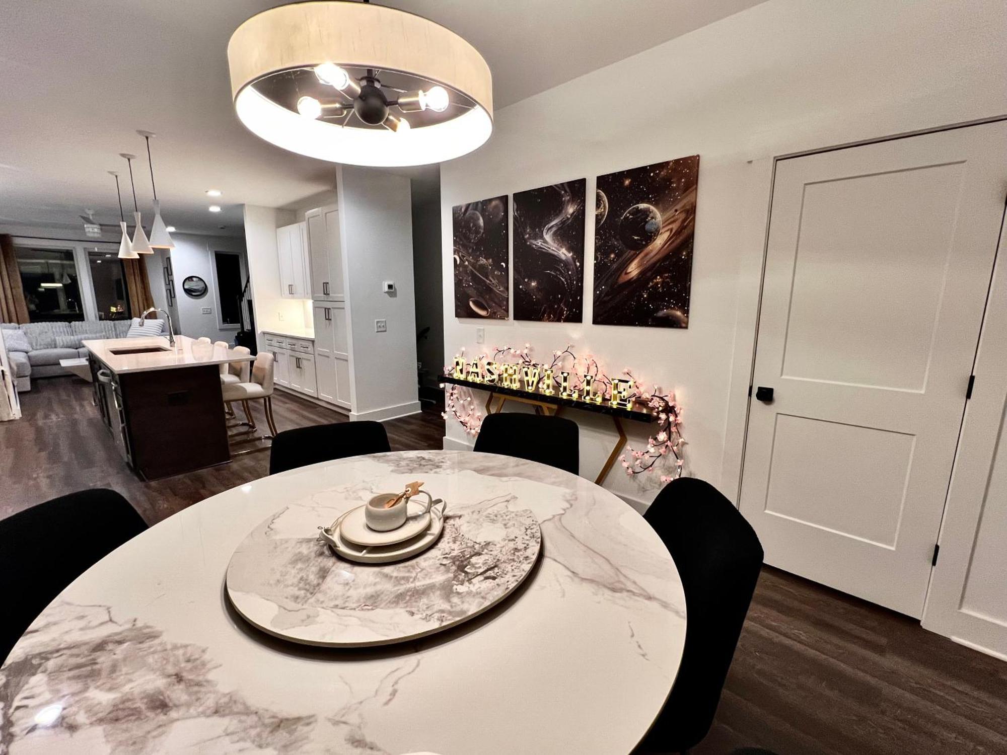 New Elevations Rooftop 5 Min To Downtown Nash Нашвил Екстериор снимка